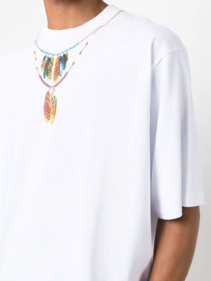 FEATHERS NECKLACE OVER TEE