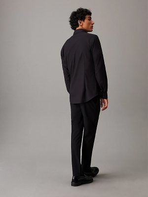 PERFORMANCE SOLID SLIM SHIRT